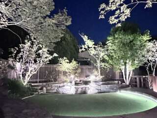 お庭の植栽は、お庭の円の中心に向かって集まろうとしているのかもしれない。そう願った植栽計画。