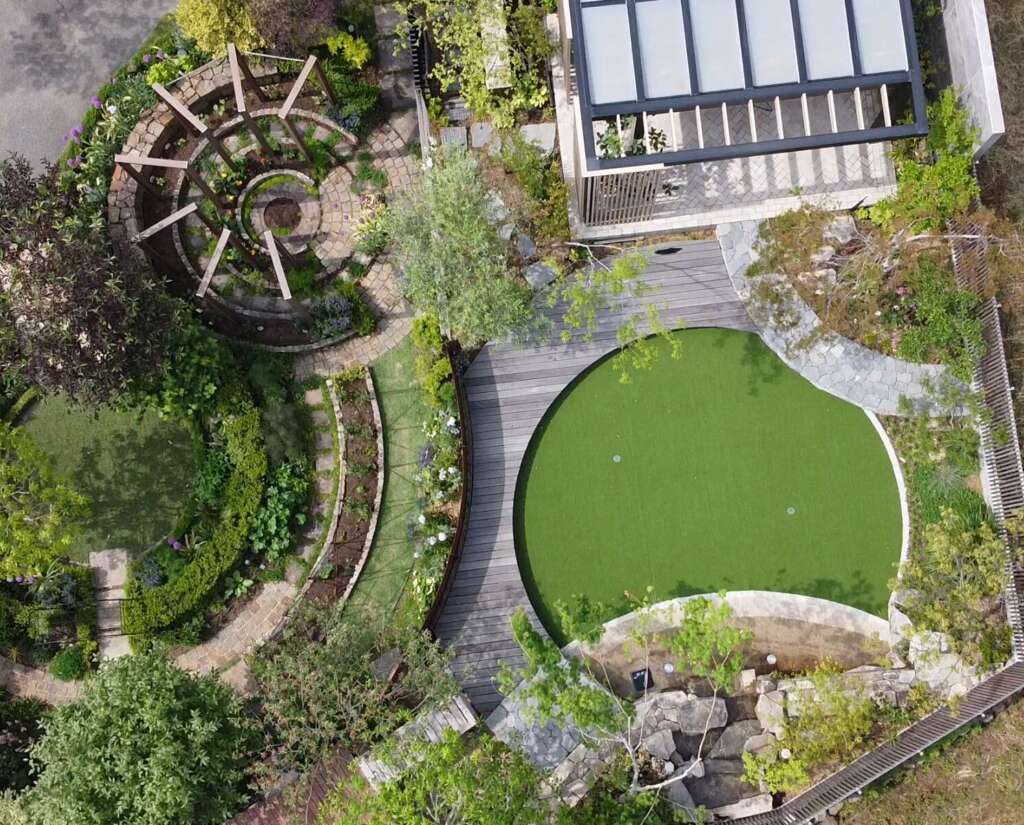 普段は見ることのできない上空からの景色。円にこだわった思いを感じてもらえると思います。